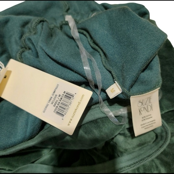 NWT Suzie Kondi Giorgi Jumpsuit in Basil Green Velour Jumpsuit Medium - Picture 3 of 7